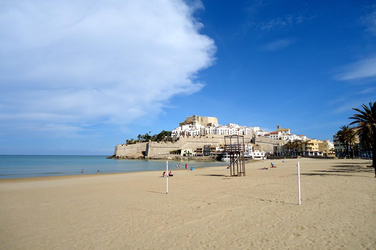 peniscola-gb1fe47f3f_1280