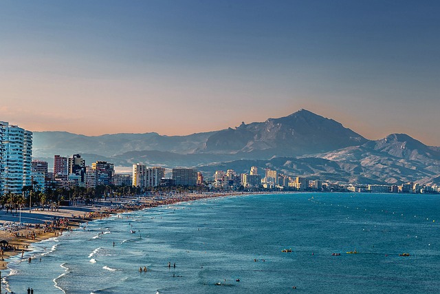 Où admirer le coucher de soleil à Alicante